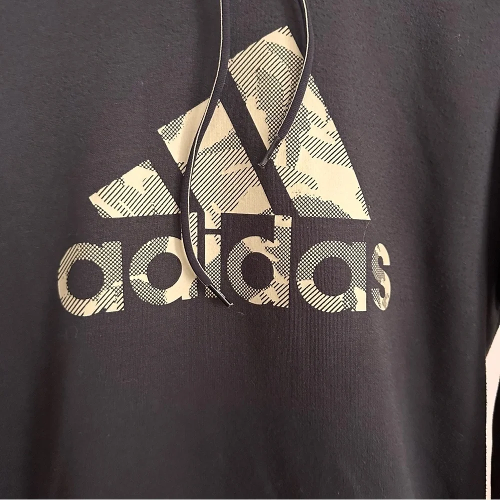 ADIDAS Black Camo Logo Three Stipe Hoodie Sweatshirt Graphic‎ Athletic Wear M